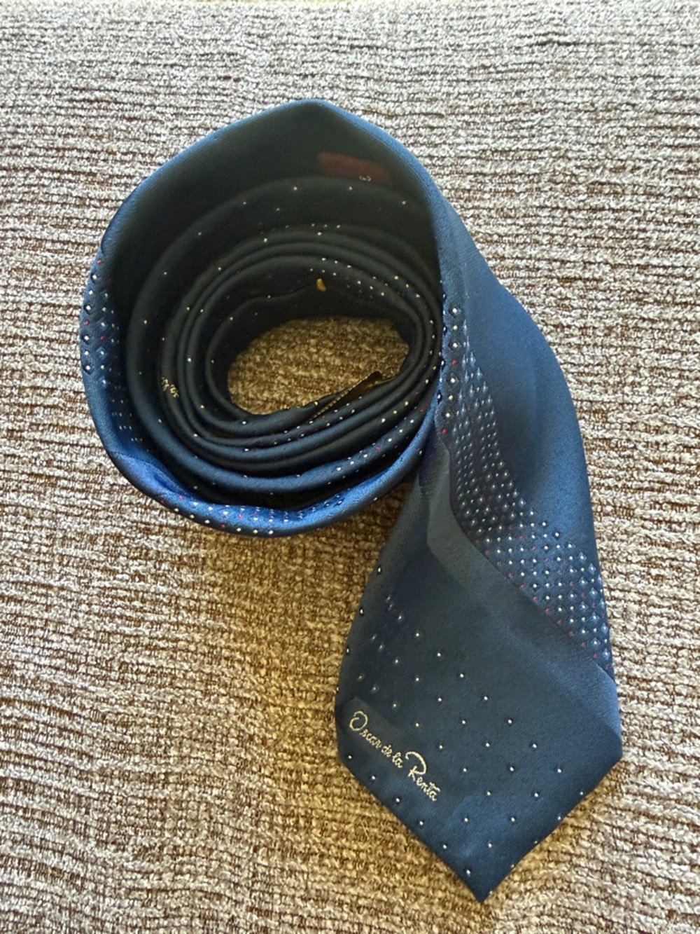 Oscar de la Renta Navy Silk Tie with Micro Dot Detail